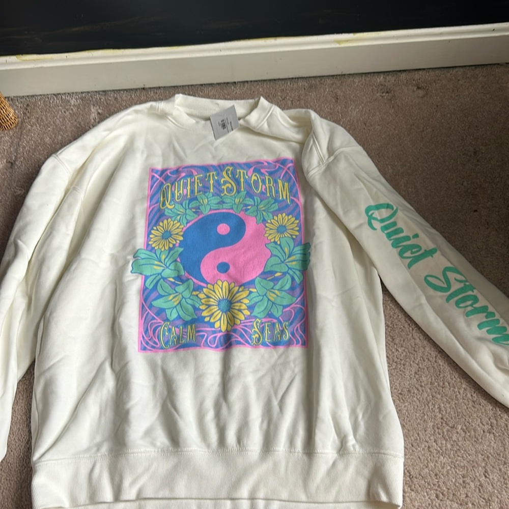 Womens quiet storm crew neck